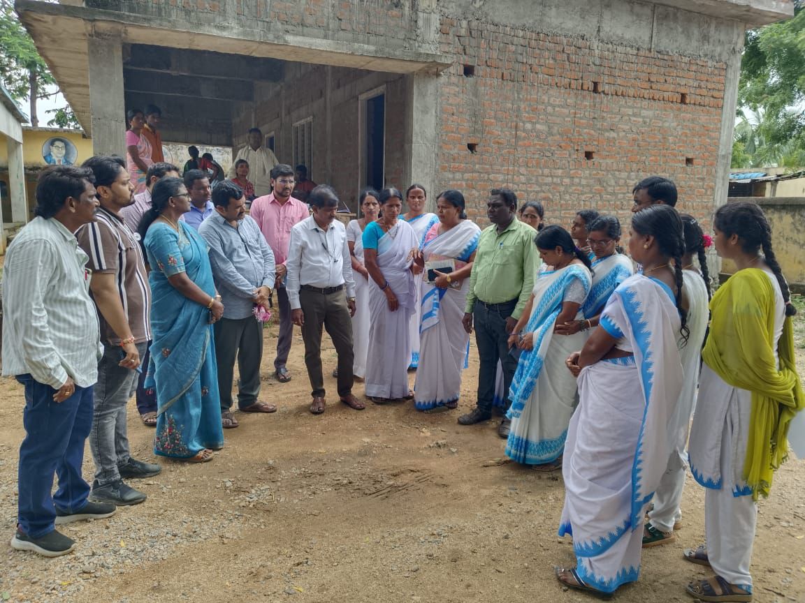 కలకోవ గ్రామంలో ఇంటింటి ఫీవర్ సర్వే చేయాలి