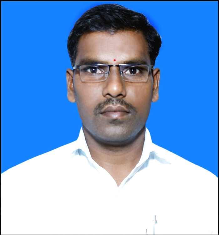 భారీ వర్షాల నేపథ్యంలో ప్రజలు అప్రమత్తంగా ఉండాలి.