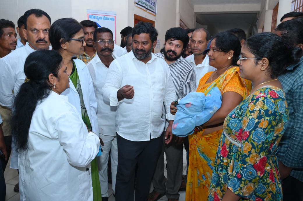 పార్వతీపురం జిల్లా ప్రాంతీయ ఆసుపత్రిని ఆకస్మికంగా పరిశీలించిన ఎమ్మెల్యే బోనెల విజయ్ చంద్ర
