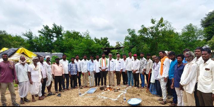 20 లక్షలతో మల్లాపూర్ గ్రామంలో గ్రామపంచాయతీ భవనం కు భూమి పూజ….