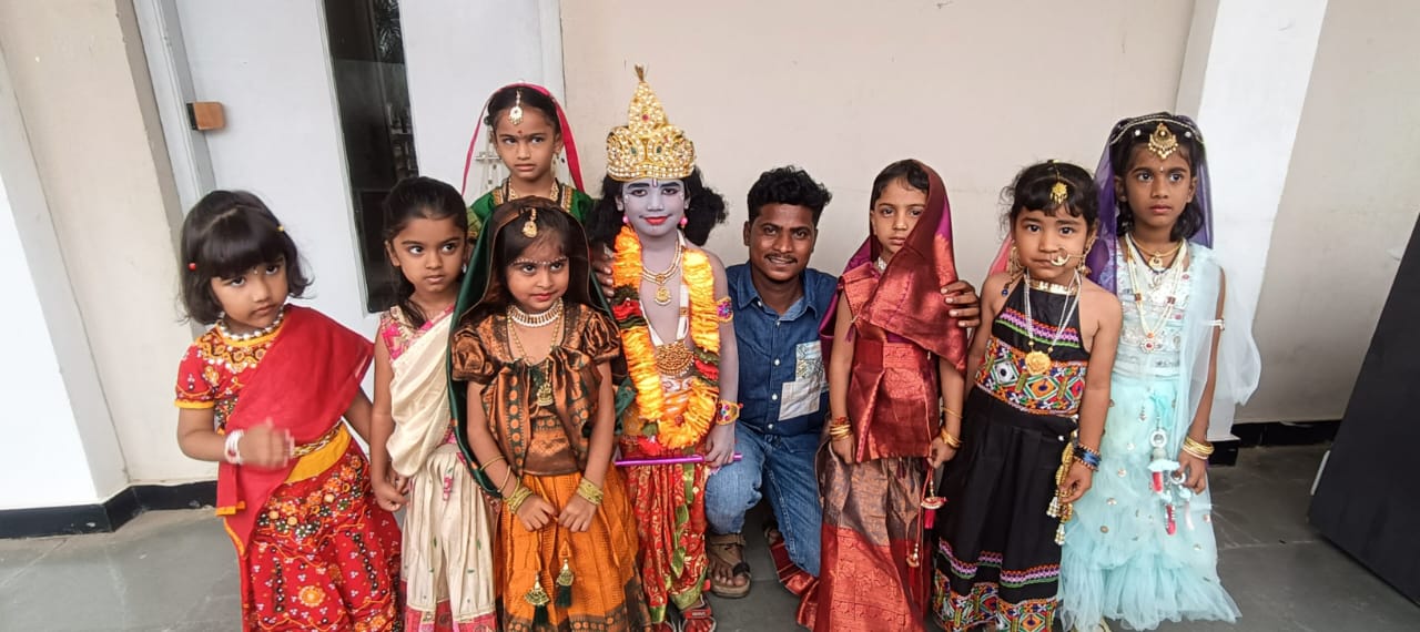 ఘనంగా స్వతంత్ర దినోత్సవ వేడుకలుఏరా ఇంటర్నేషనల్ హై స్కూల్