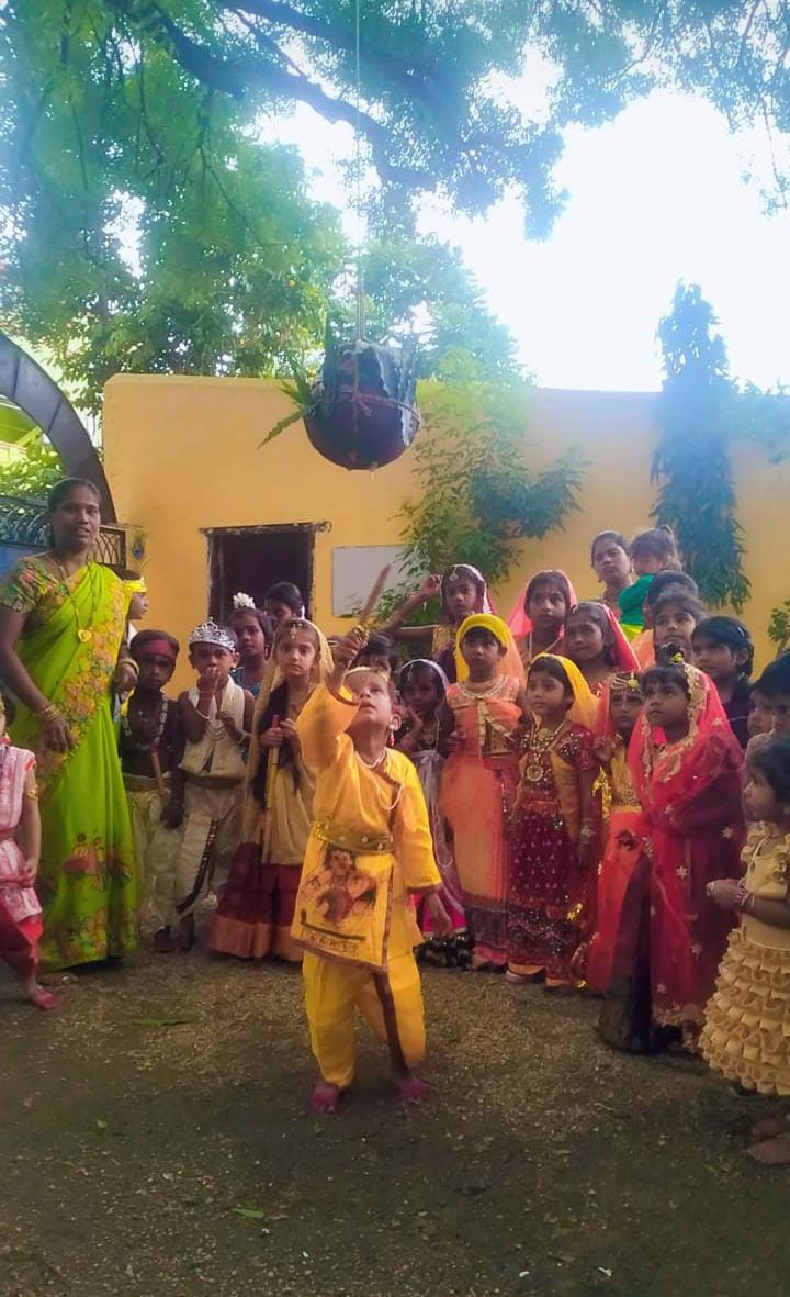 వివేకానంద విద్యాలయంలో కృష్ణాష్టమి వేడుకలు