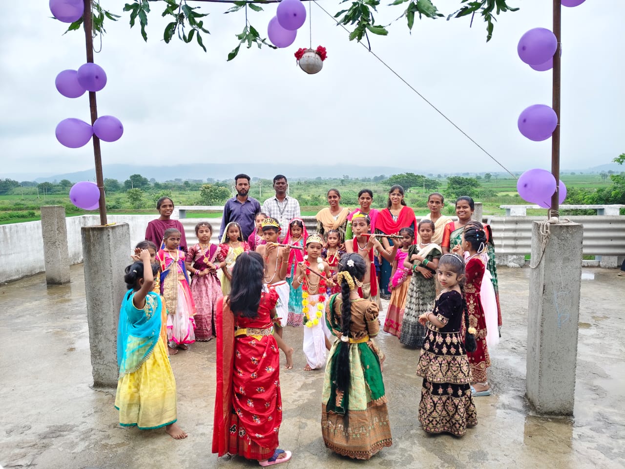 కిడ్స్ పార్క్ స్కూల్లో ఘనంగా కృష్ణాష్టమి వేడుకలు..,!
