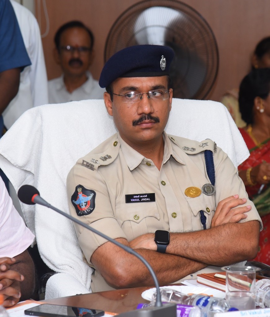 కానిస్టేబుళ్ళుగా ఎంపికైన అభ్యర్థులు ఈ నెల 20న హాజరుకావాలి