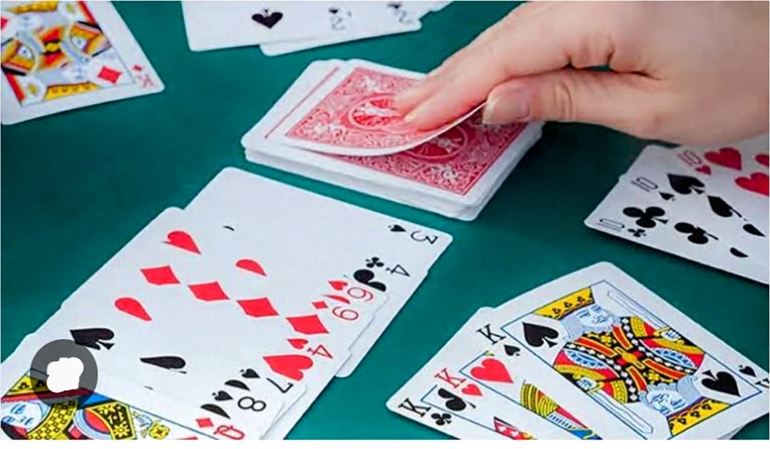 పేకాట స్థావరం పై పోలీసుల దాడి