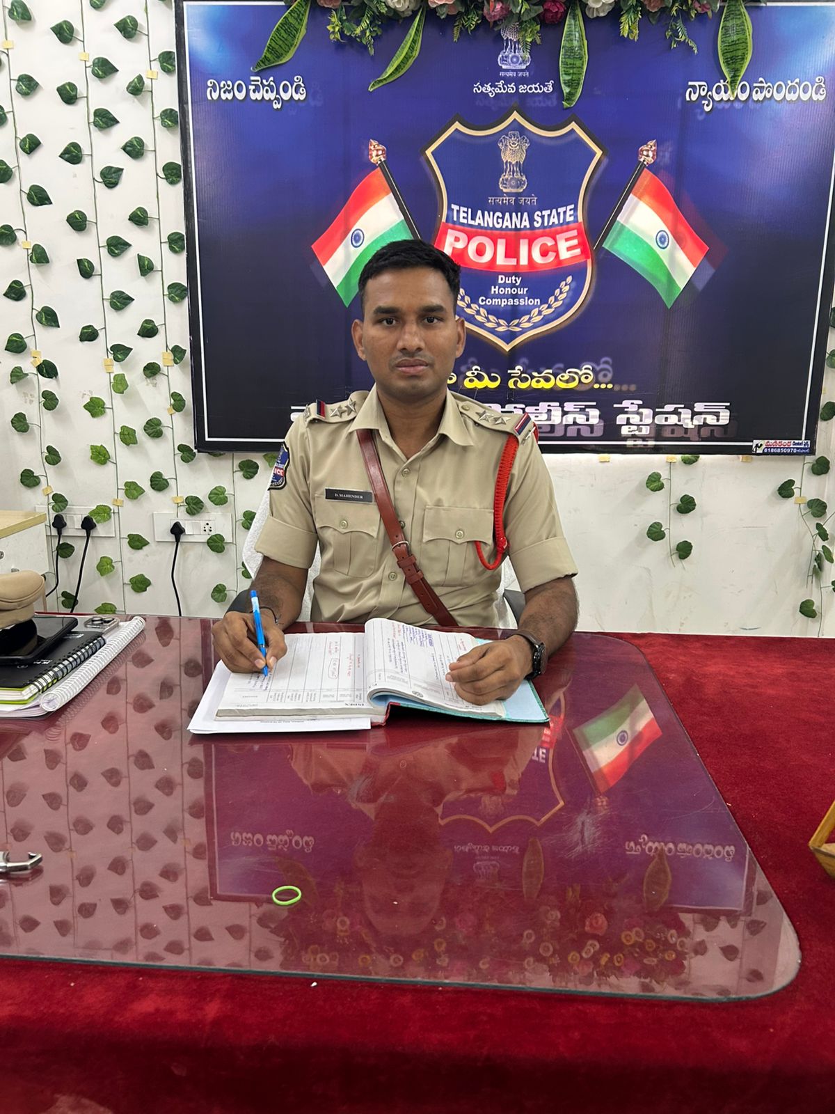 వాంకిడి నూతన ఎస్సై గా దుర్గం.మహేందర్ బాధ్యతల స్వీకరణ..