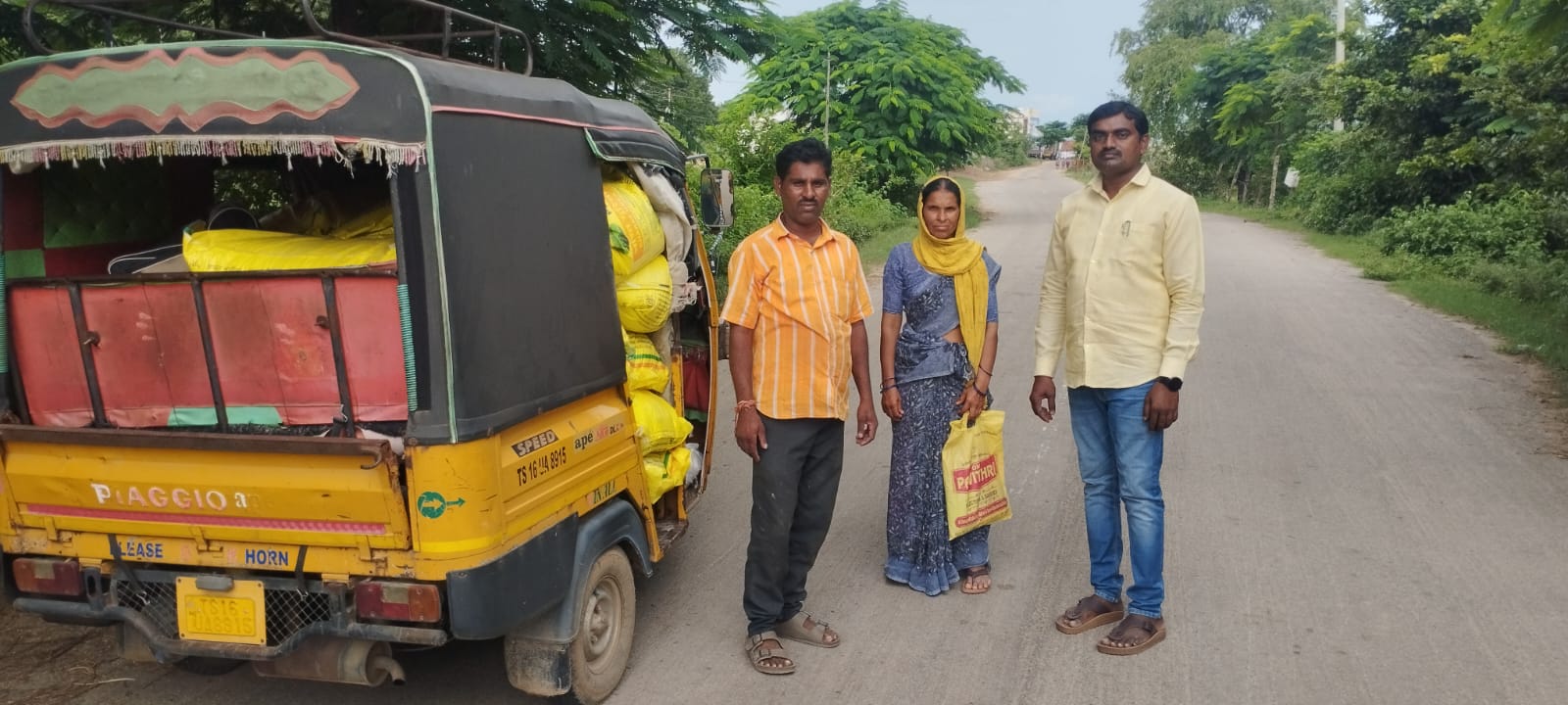 ఆటో వాలా కు అవగాహనా యూరియా పక్కదారి పోకుండా చర్యలు..!