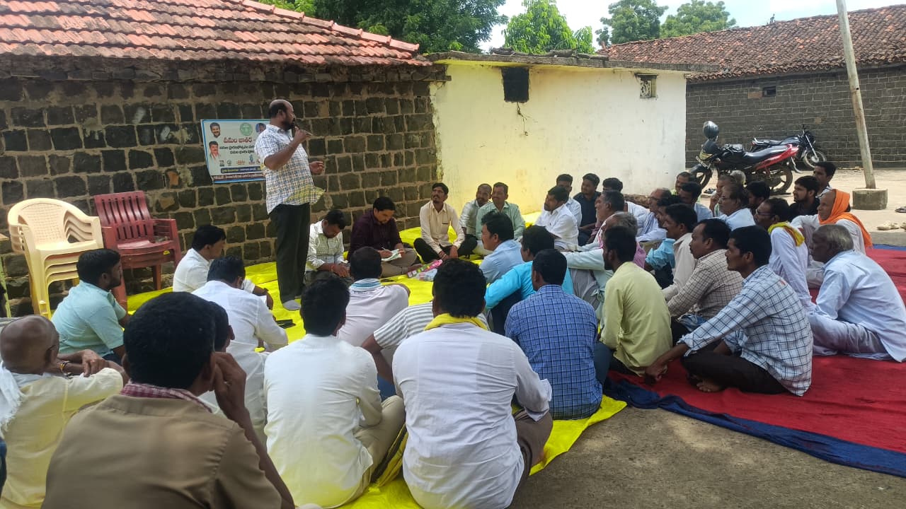 రాజారామ్ తాండలో పనుల జాతర,