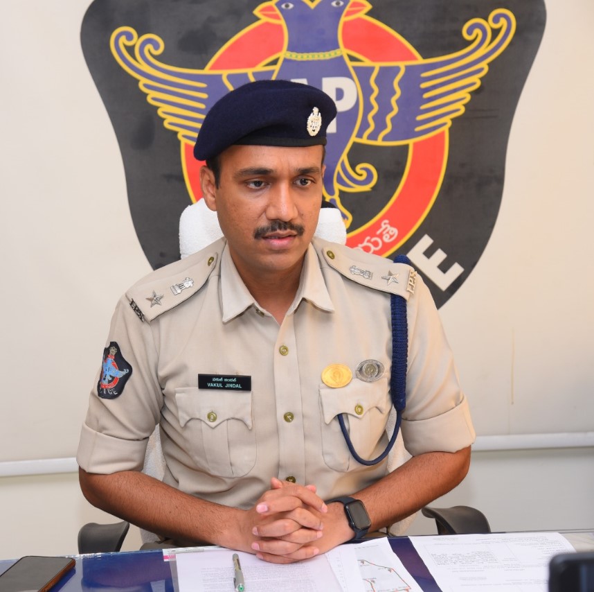 భర్త మరియు కుమార్తెను హత్య చేసిన కేసులో భార్యకు జీవిత ఖైదు