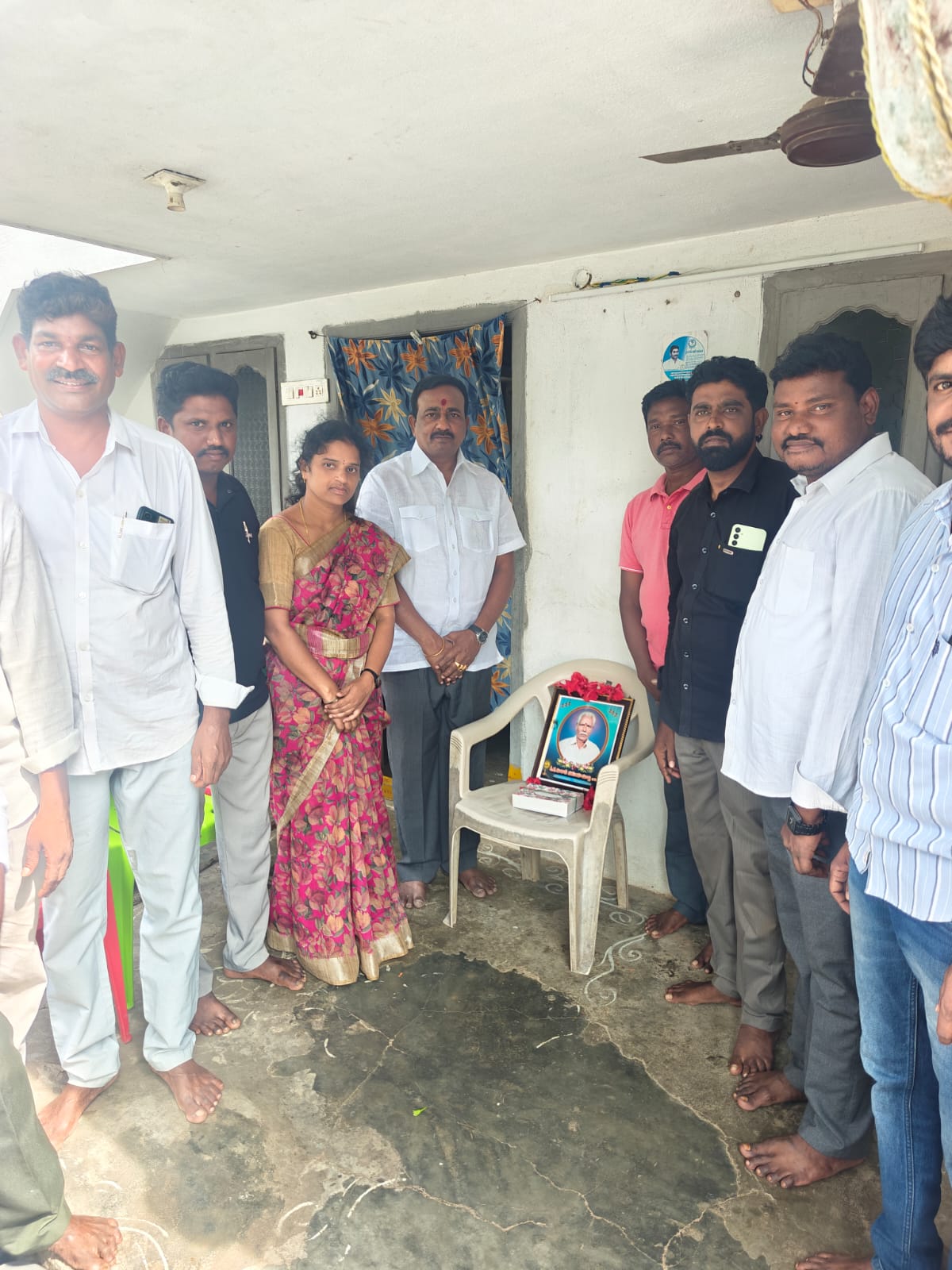 ఆర్ఎంపీ డాక్టర్ నర్సింహమూర్తి కుటుంబ సభ్యులను పరామర్శ పితాని