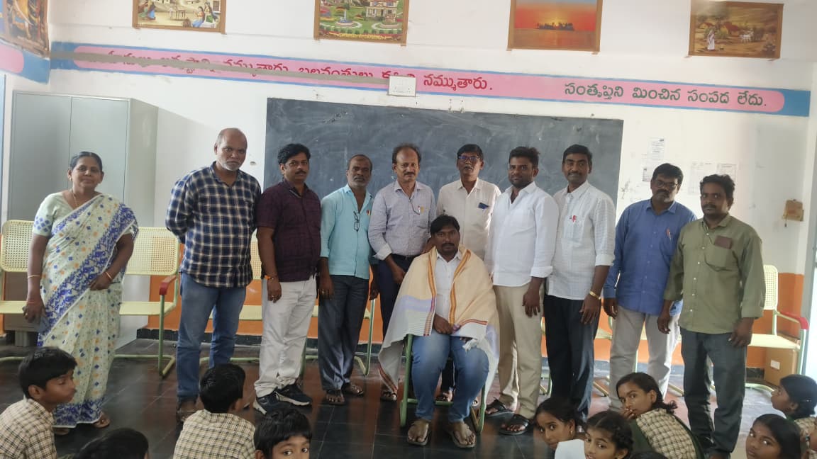 విద్యార్థులు అందరూ ఒక లక్ష్యంతో చదవాలి