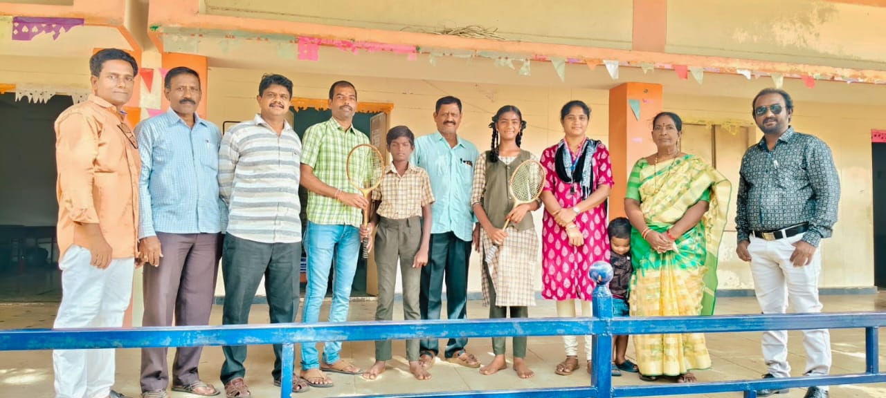 జిల్లాస్థాయి సబ్ జూనియర్స్ బాల్ బ్యాడ్మింటన్ పోటీలకు ఎంపికైన పాటూరు జిల్లా పరిషత్ హై స్కూల్ విద్యార్థులు