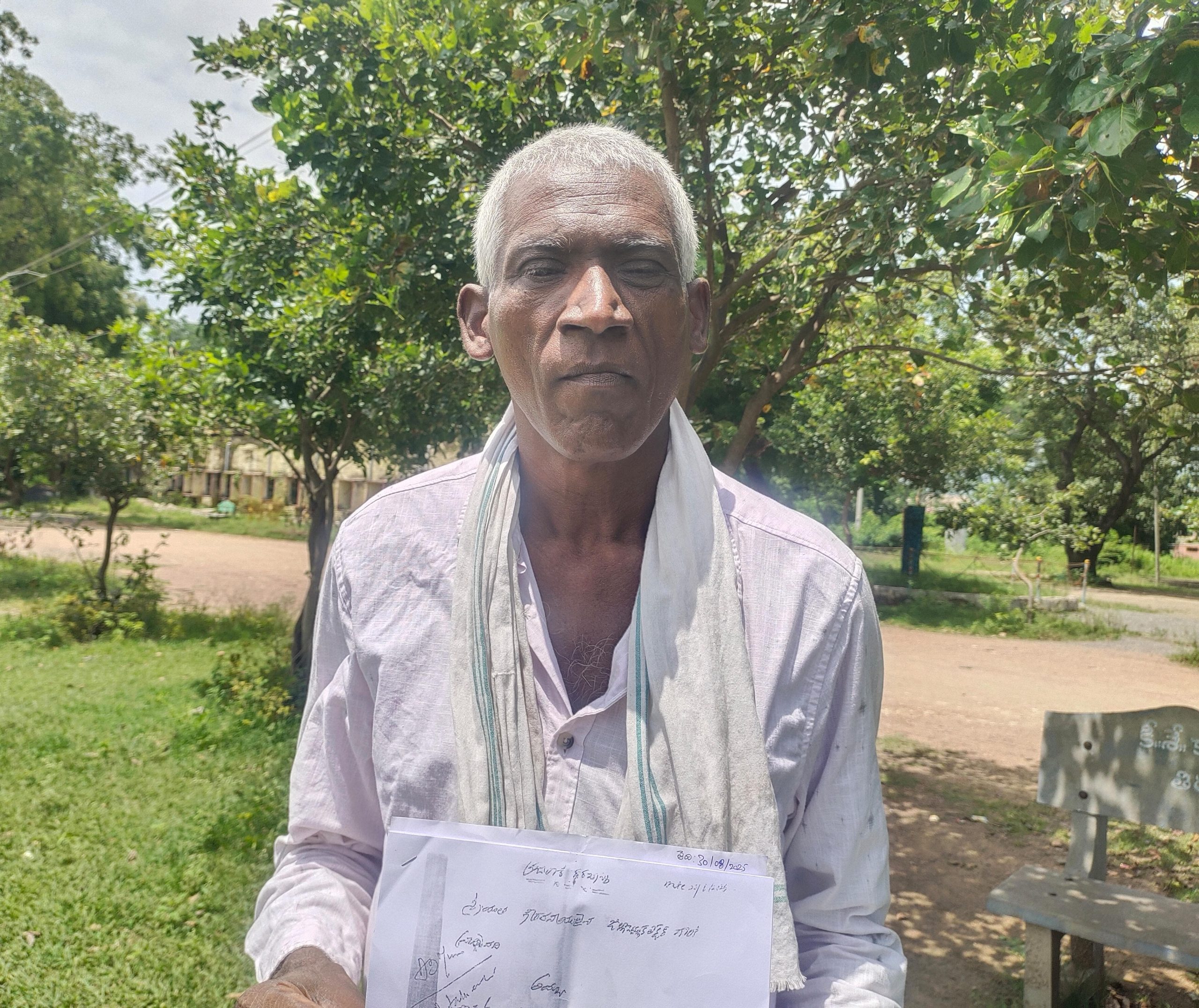 పెద్దపల్లి జిల్లాలో అక్రమ మట్టి దందాపై వ్యాపారస్థుడి ఆవేదన