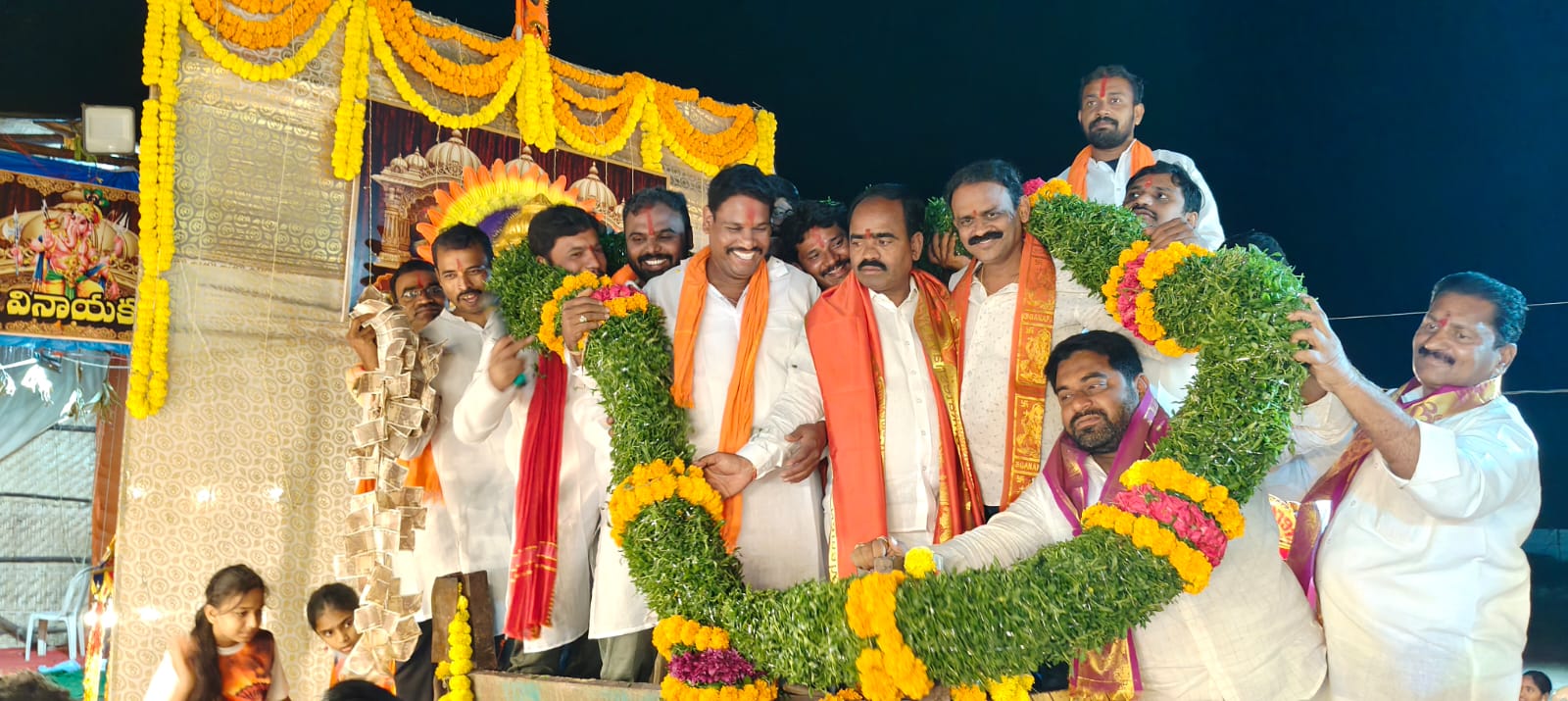 చత్రపతి శివాజీ యూత్ అసోసియేషన్ ఆధ్వర్యంలో గణనాథుని శోభా యాత్ర కార్యక్రమం