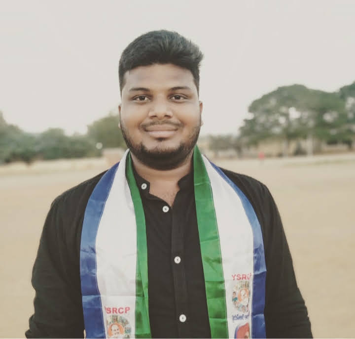 ప్రభుత్వ మెడికల్ కళాశాలలను ప్రైవేటీకరణ చేయడం దుర్మార్గం:-పల్లె గ్రీష్మంత్ రెడ్డి.