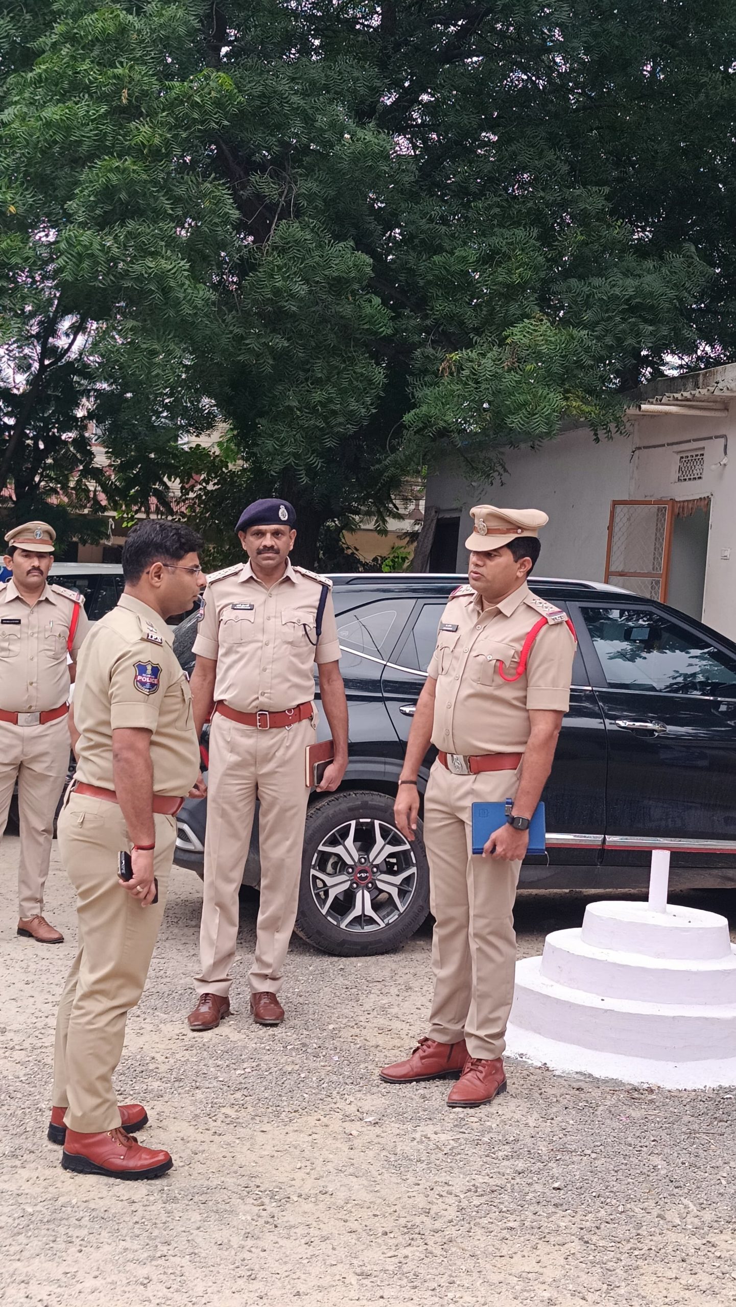 అమీన్పూర్ పోలీస్ స్టేషన్ ను ఆకస్మిక తనిఖీ చేసిన జిల్లా ఎస్పీ