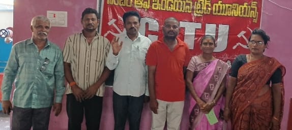 13 గంటల పని విధానాన్ని రద్దు చేయాలి