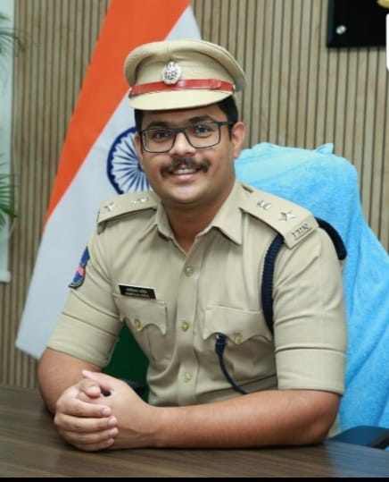 త్రిబుల్ రైడింగ్, మైనర్ డ్రైవింగ్, రాష్ డ్రైవింగ్ చేసే వారిపై చట్టపరమైన చర్యలు – జిల్లా ఎస్పీ కాంతిలాల్ పాటిల్ ఐపీఎస్