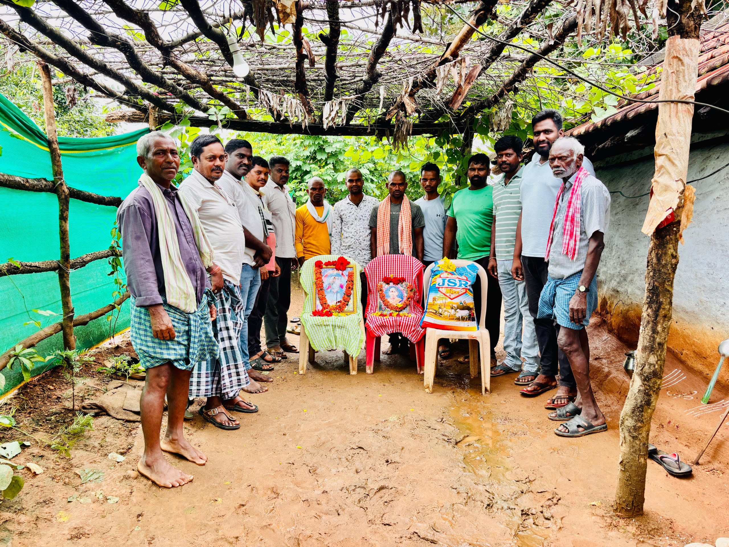 పరామర్శించిన పిఎసిఎస్ వైస్ చైర్మన్ అనిల్ రెడ్డి