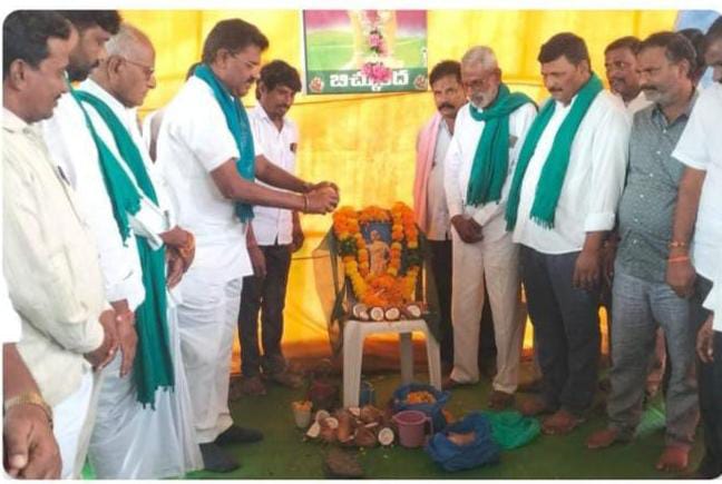 బిచ్కుందలో చాకలి ఐలమ్మ జయంతి వేడుకల్లో పాల్గొన్న మాజీ ఎమ్మెల్యే…