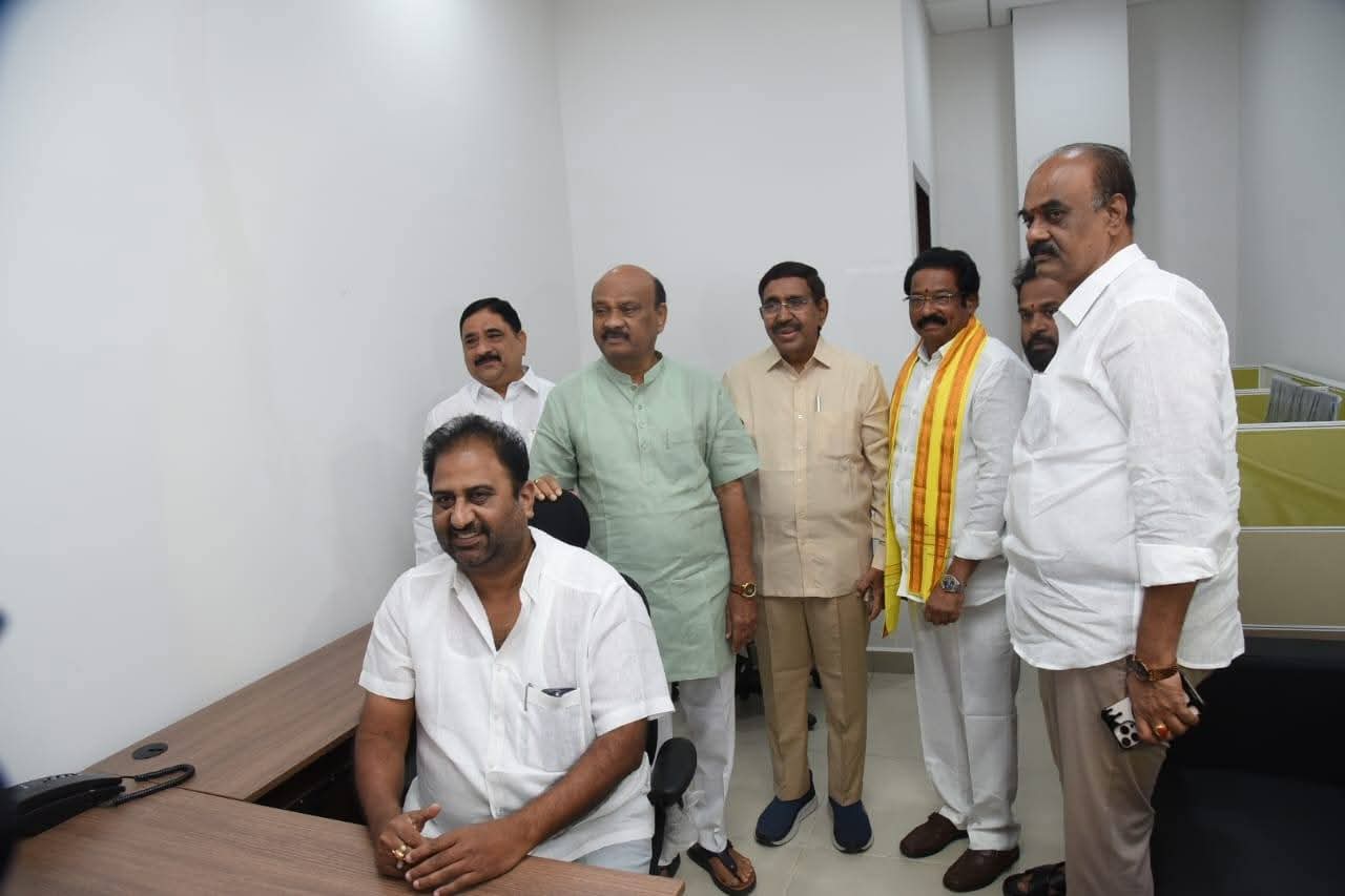 ప్రభుత్వ విప్ దాట్ల సుబ్బరాజు నూతన అసెంబ్లీ ఛాంబర్ కేటాయింపు