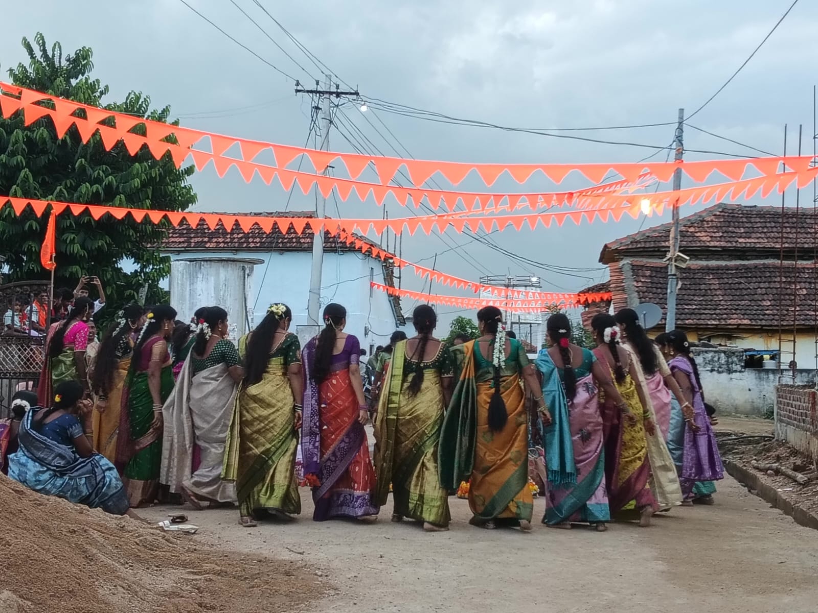 సద్దుల బతుకమ్మ సంబరాలు..!