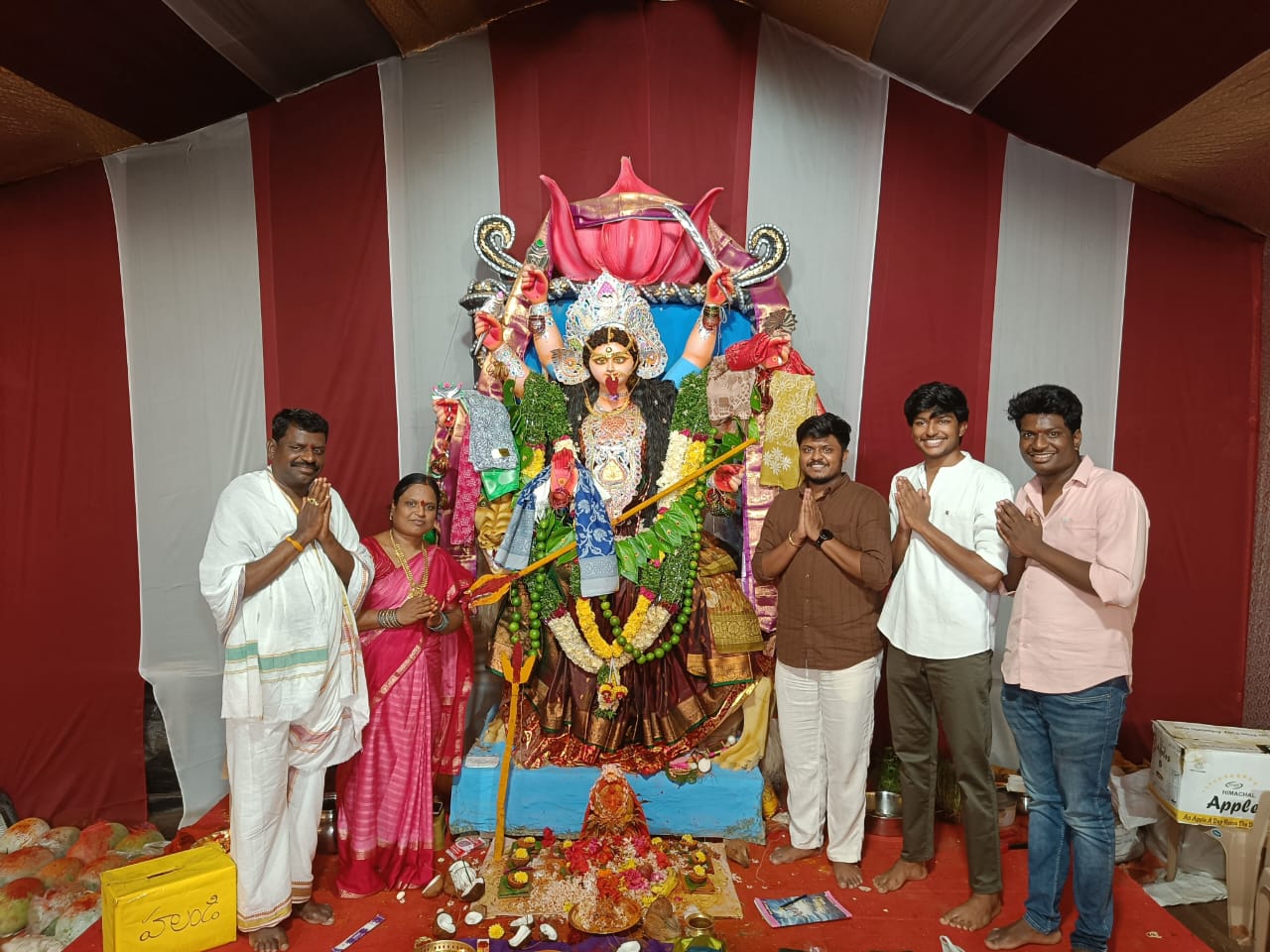 శ్రీ మహిషాసుర మర్ధిని అవతారంలో అమ్మవారి దర్శనం