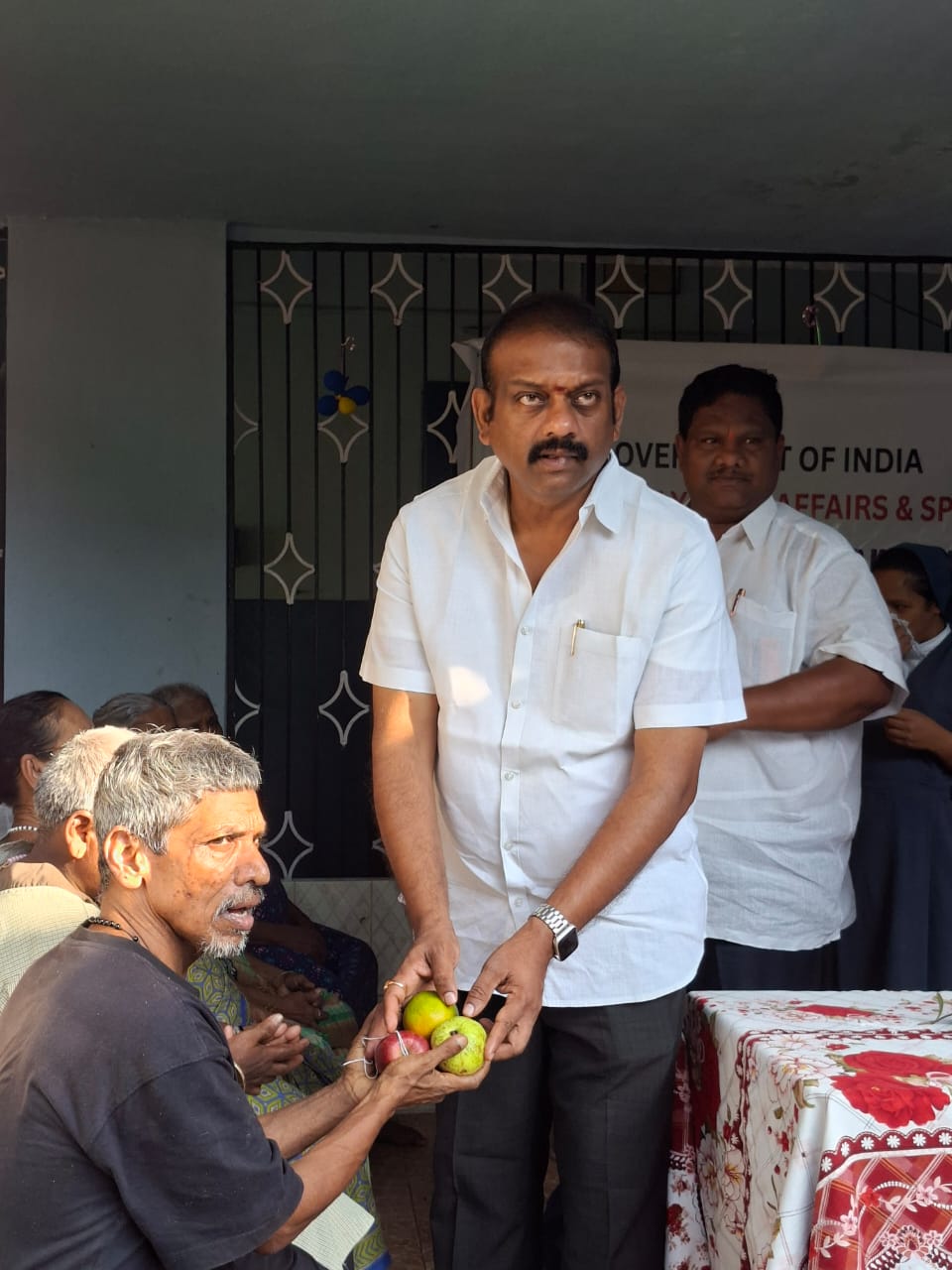 మై భారత్ ఆధ్వర్యంలో వృద్ధుల దినోత్సవం