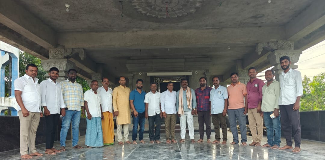 వీరబ్రహ్మేంద్రస్వామి దేవాలయ నిర్మాణానికి విరాళం అందజేసిన ఏం డీ అన్వర్