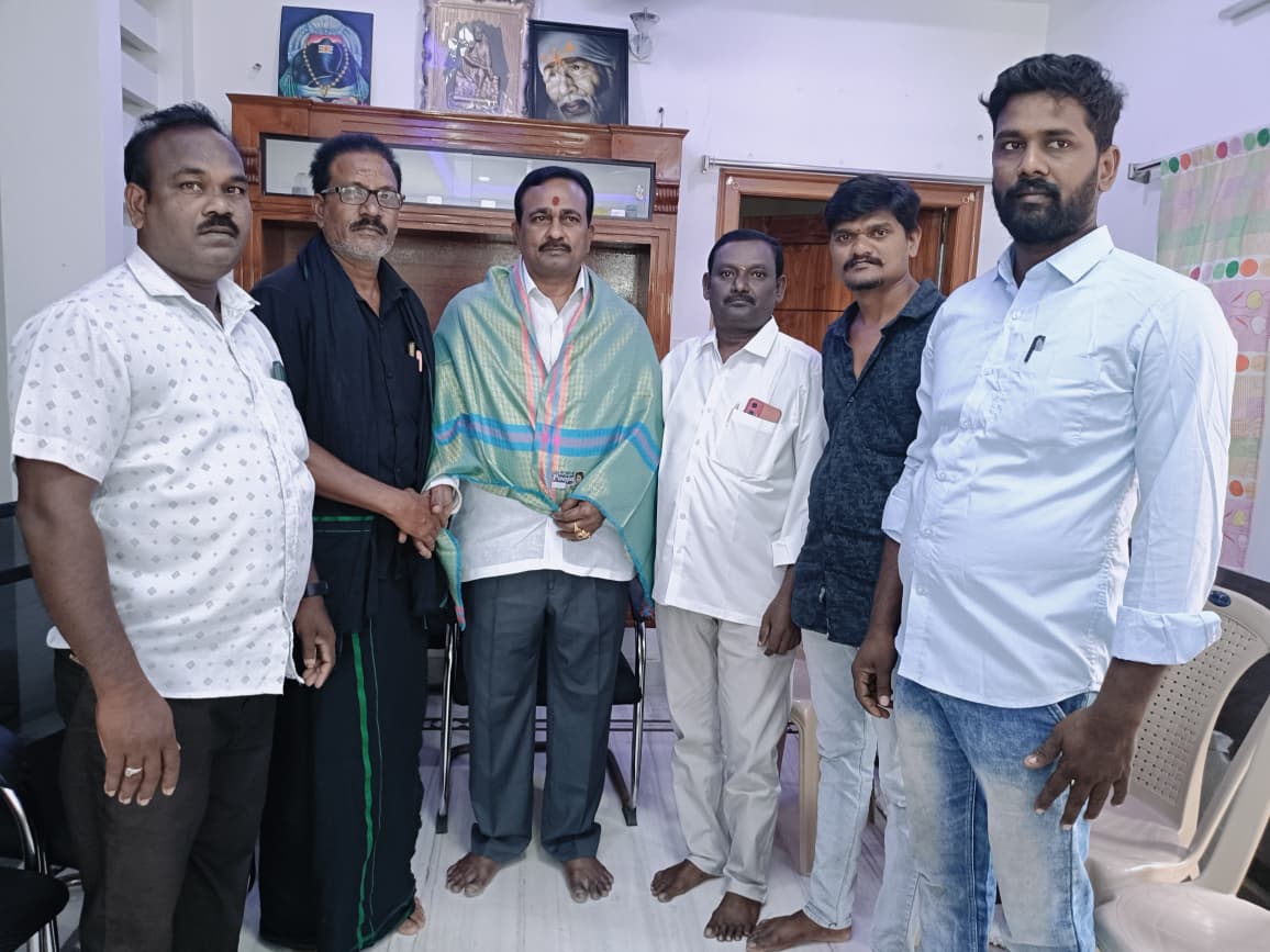 పితాని బాలకృష్ణకు వైయస్సార్ నేతల అభినందనల వెల్లువ,