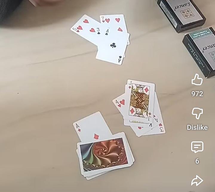 పేకాట స్థావరంపై పోలీసుల దాడి