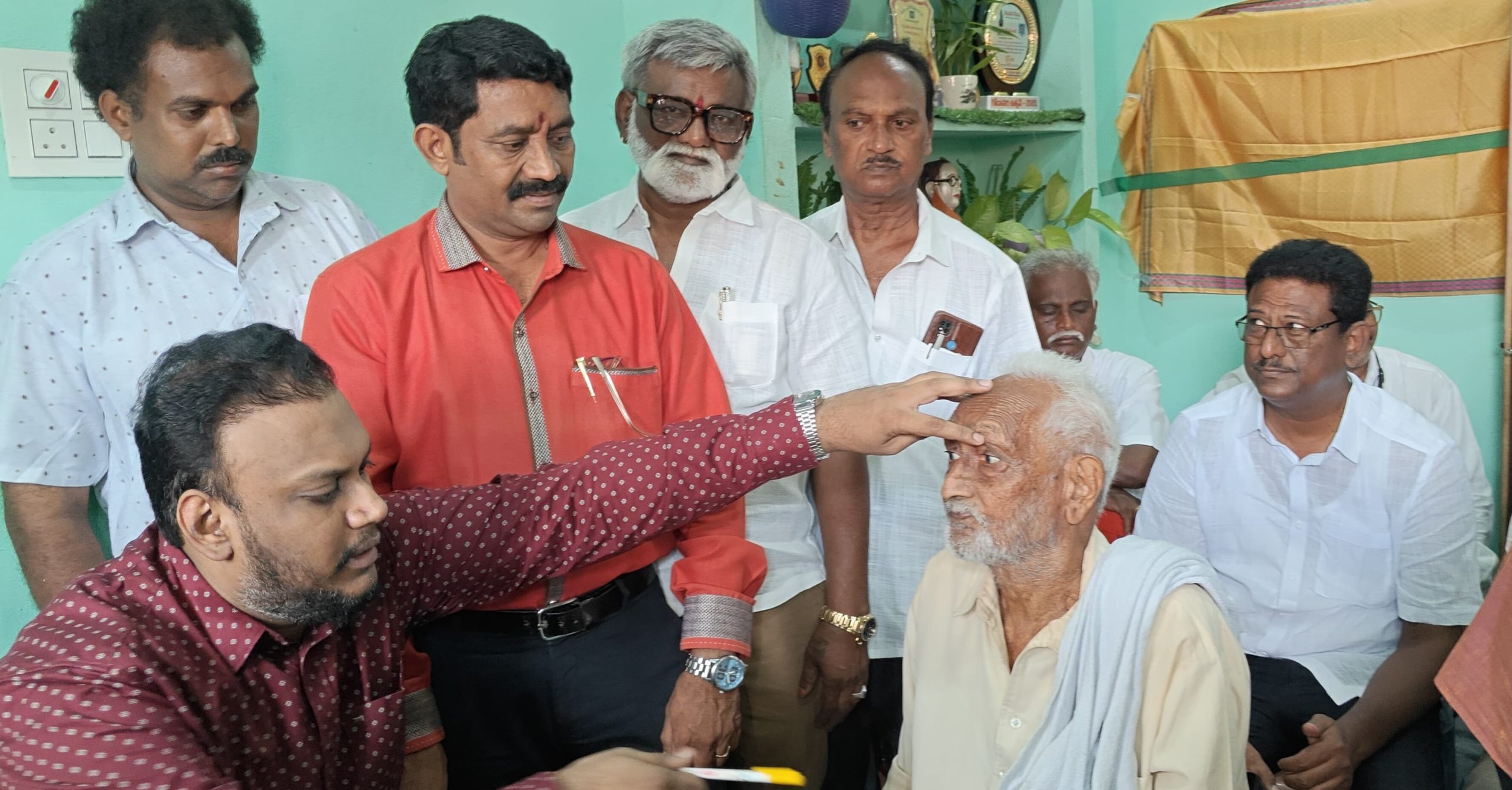 పేదలకు ఈ వైద్య శిబిరాలు ఎంతో మేలు చేస్తాయి ఎమ్మెల్సీ సోము వీర్రాజు