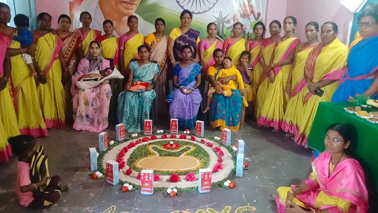 తడ్కల్ క్లస్టర్ పరిధిలోని అంగన్వాడిలా పోషణ మాసం