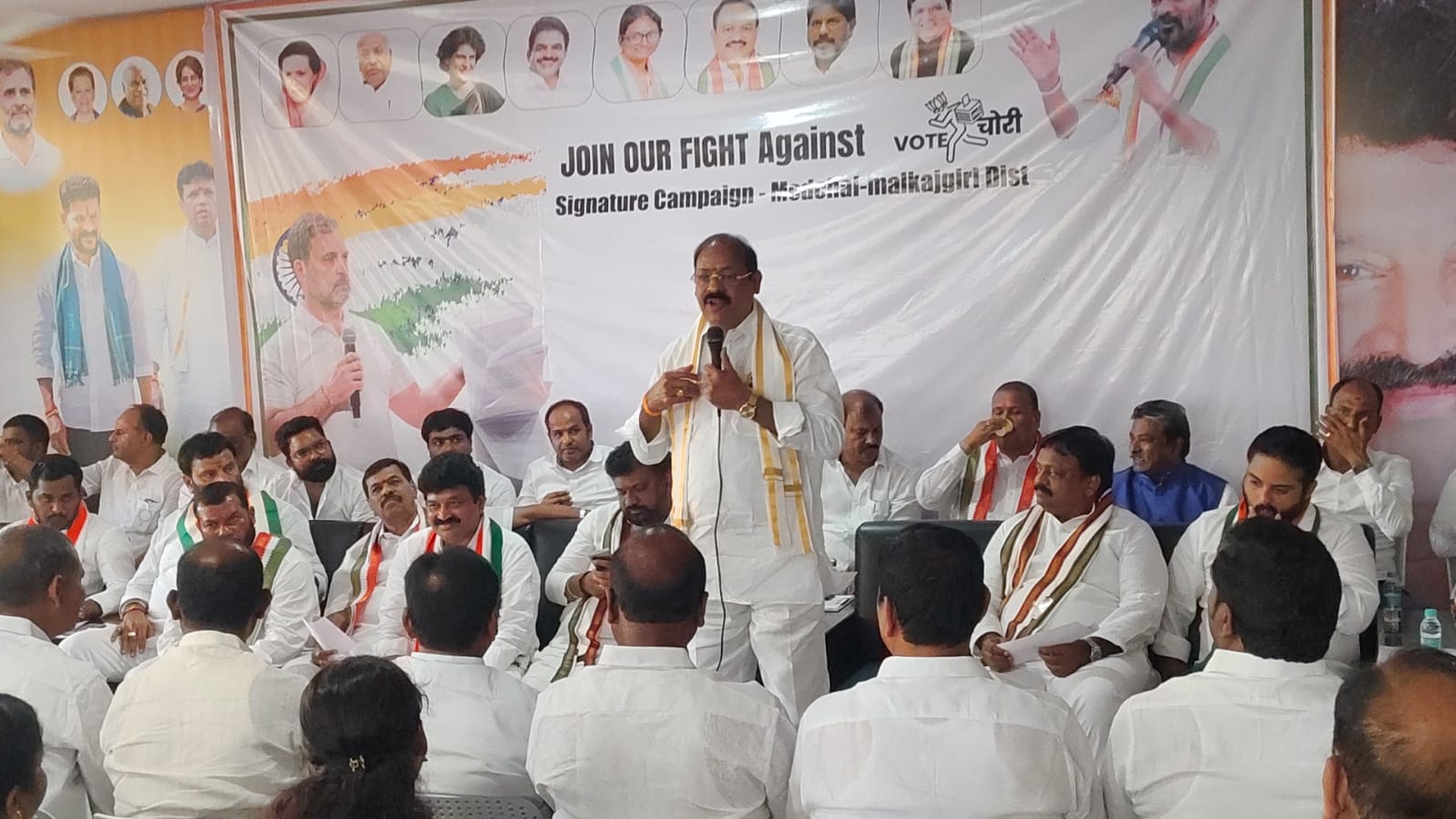 కాంగ్రెస్ పార్టీ హై కమాండ్ దేశవ్యాప్తంగా జిల్లా అధ్యక్షుల నియమకం
