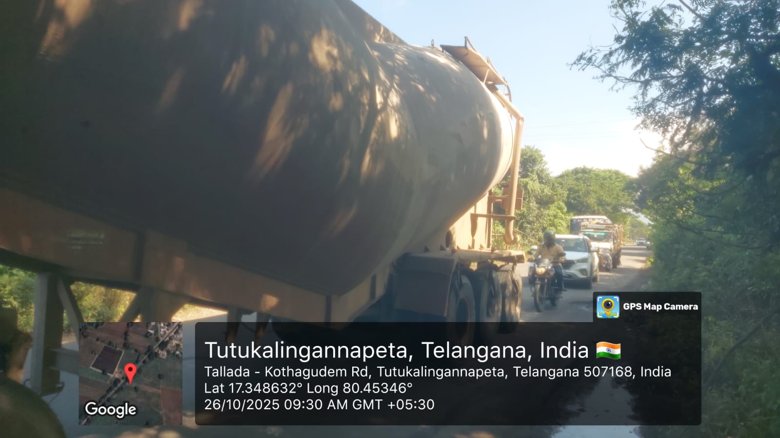 ఆర్ అండ్ బి అధికారుల నిర్లక్ష్యానికి నిండు ప్రాణం బలి