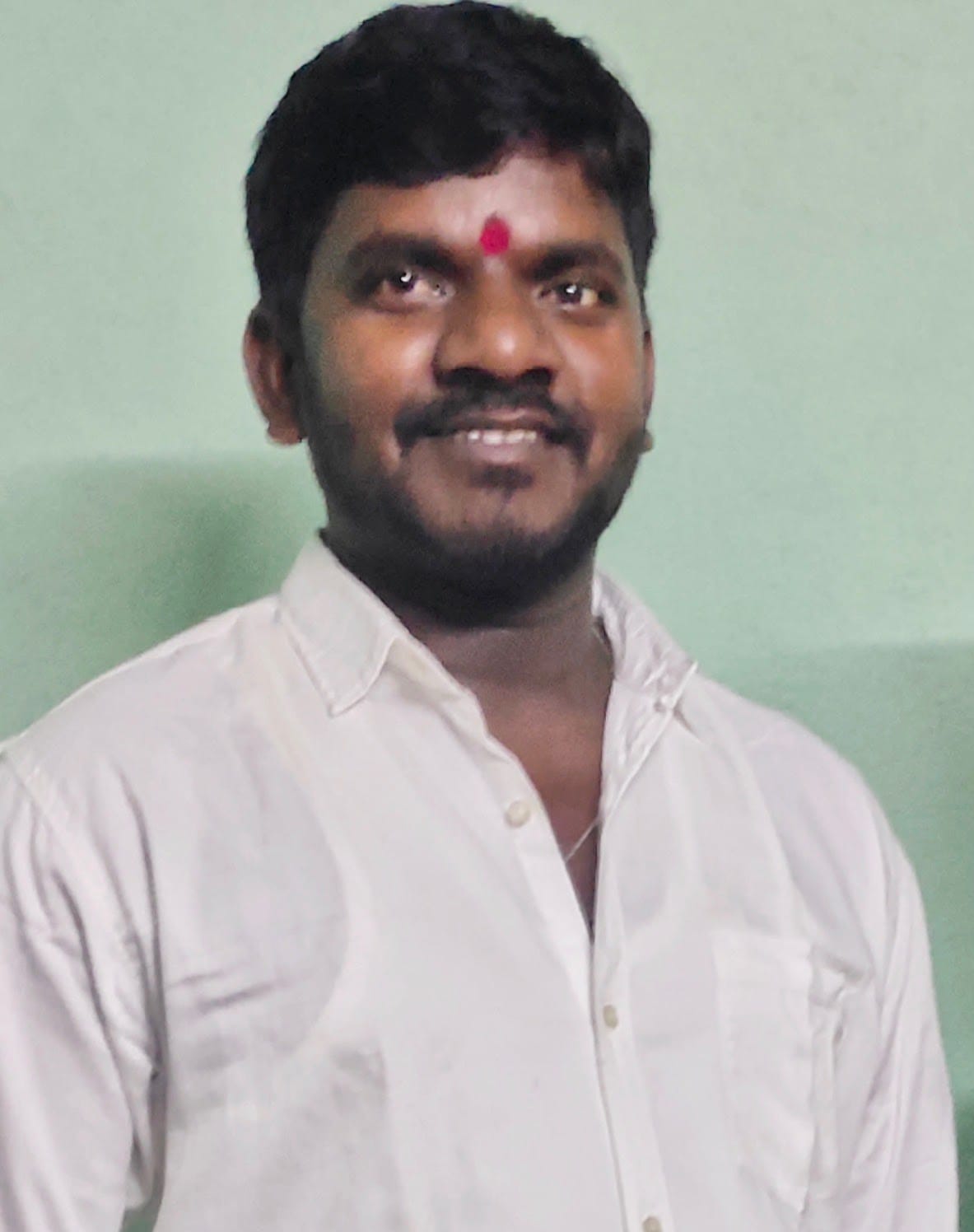 రాష్ట్ర ప్రజలకు ముఖ్య గమనిక నిన్నటి నుండి కురుస్తున్న భారీ వర్షాల నేపథ్యంలో అత్యవసర పనులు ఉంటేనే బయటకు వెళ్లాలని వాతావరణ శాఖ సూచించింది కావున అన్ని మండల కేంద్రాలలో వాగులు, వంకలు_