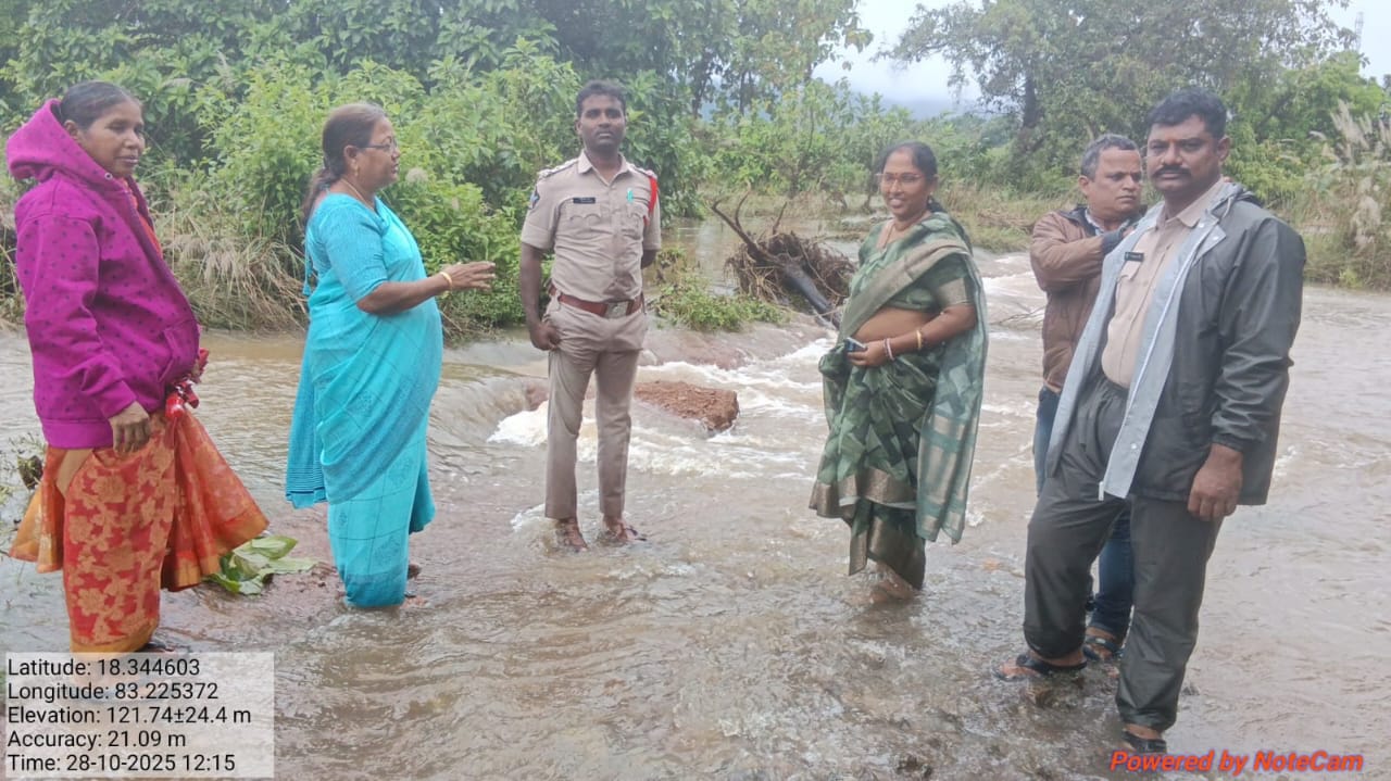 మొంధా తుఫాన్ ప్రభావిత ప్రాంతాల పరిశీలన : స్పెషల్ ఆఫీసర్ ప్రమీల గాంధీ