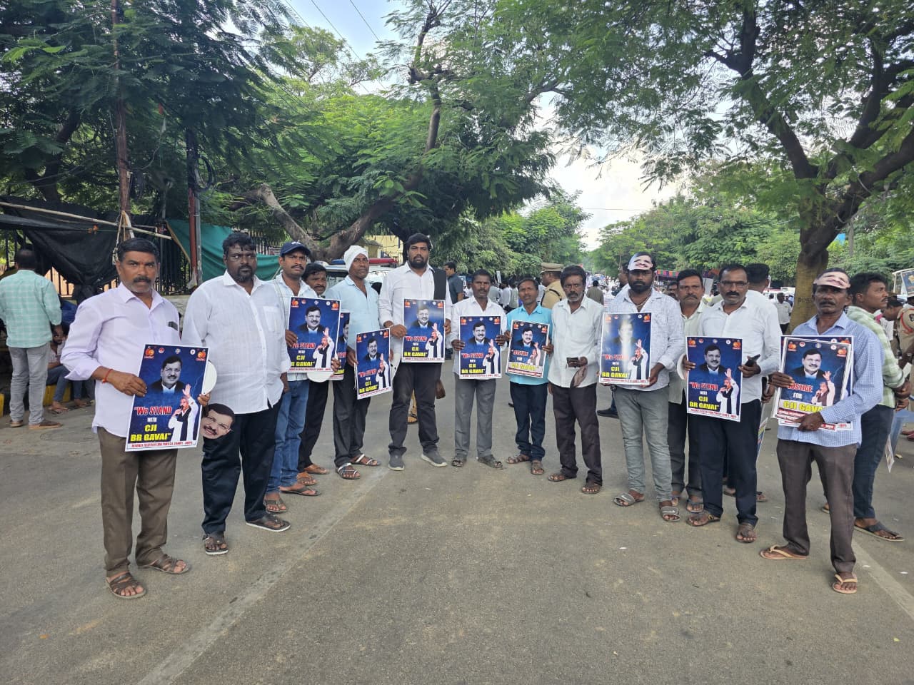 చలో హైదరాబాద్ కార్యక్రమంలో సిరికొండ ఎమ్మార్పీఎస్ నాయకులు..!