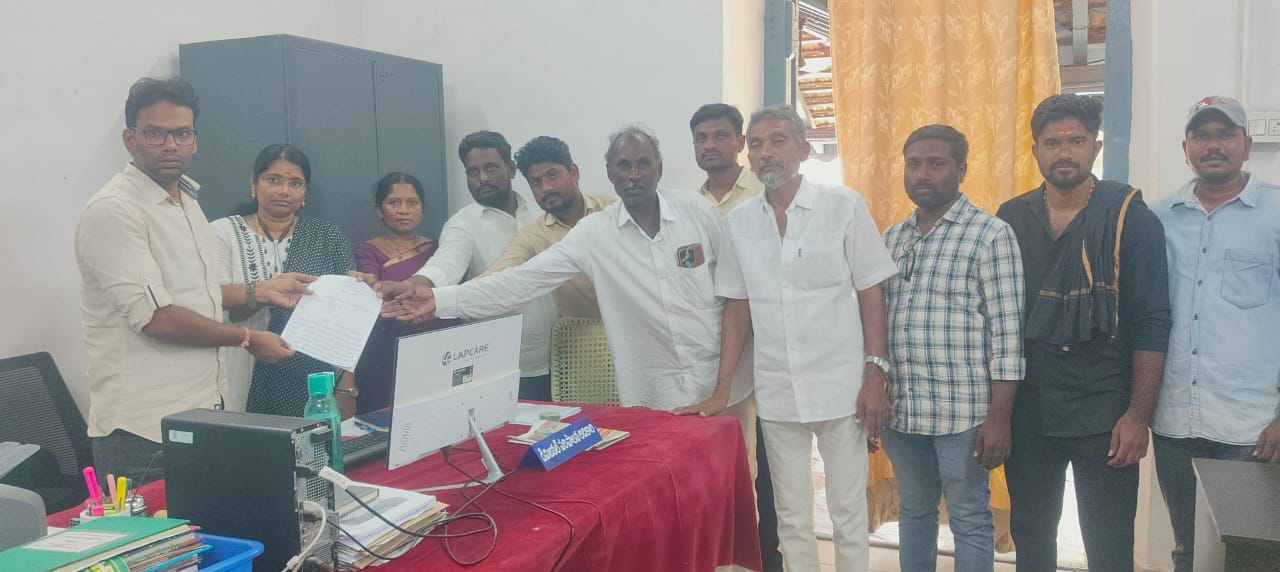 తర్లుపాడు స్మశాన వాటికలకు కనీస మౌలిక సదుపాయాలు కల్పించాలి: జనసేన నాయకుల వినతి