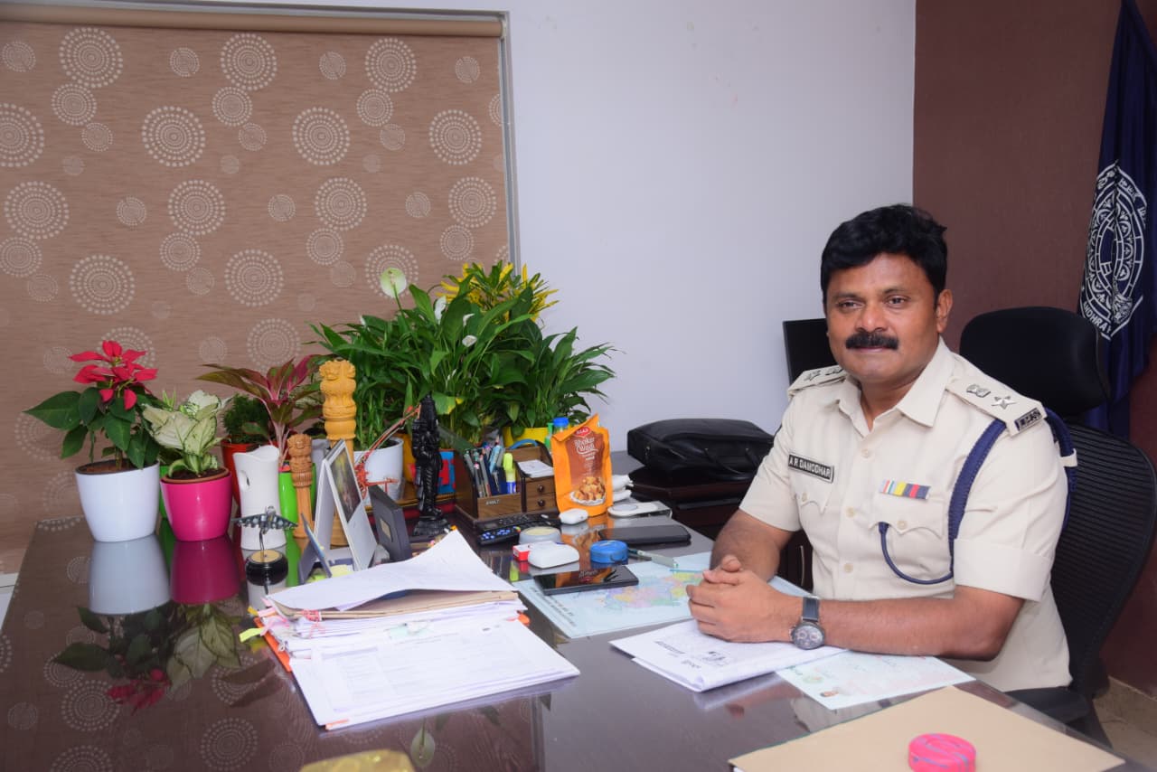 ఆలయవాల వద్ద భక్తులు జాగ్రత్తలు పాటించాలి