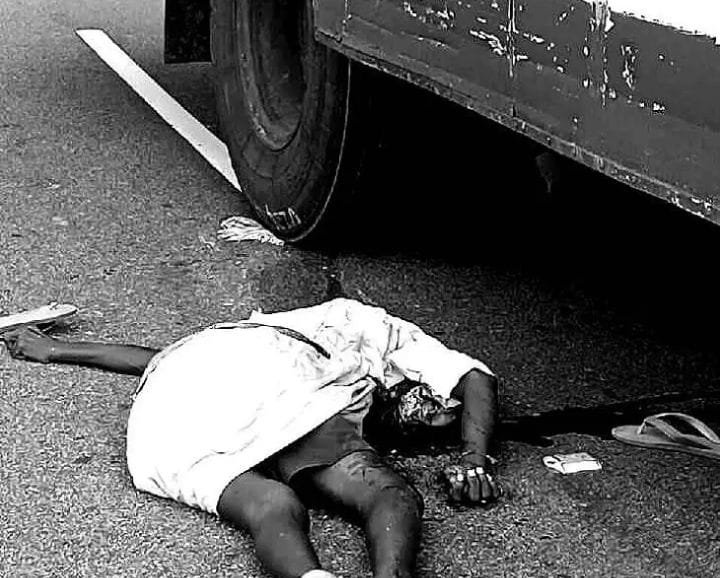 బస్సు చక్రాల కింద నలిగిన బతుకు