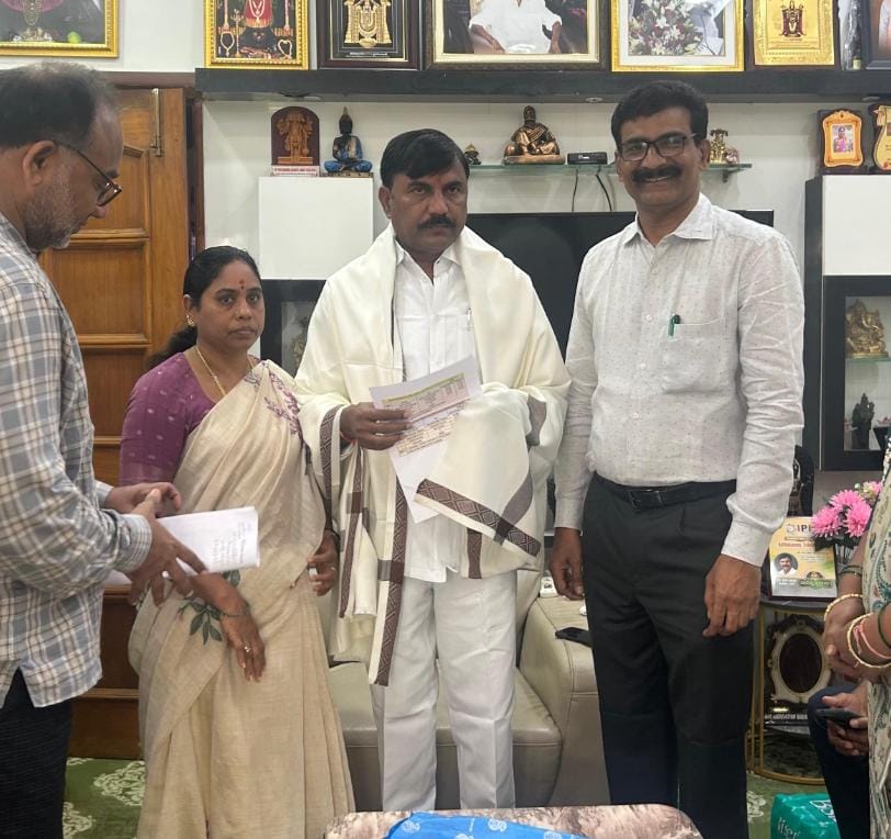 ఆర్టీసీ పుణ్యక్షేత్రాల దర్శనం ను సద్వినియోగం చేసుకోవాలి:ఎమ్మెల్సీ డా. చిన్నమైల్ అంజిరెడ్డి