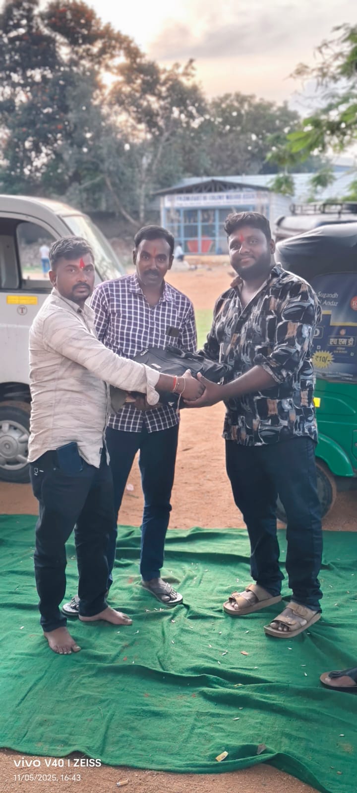 ఈసీ ఐ ఎల్ రాజరాజేశ్వర ఆటో యూనియన్ నూతన అధ్యక్షునిగా ఎన్నికైన వెంకట్ .