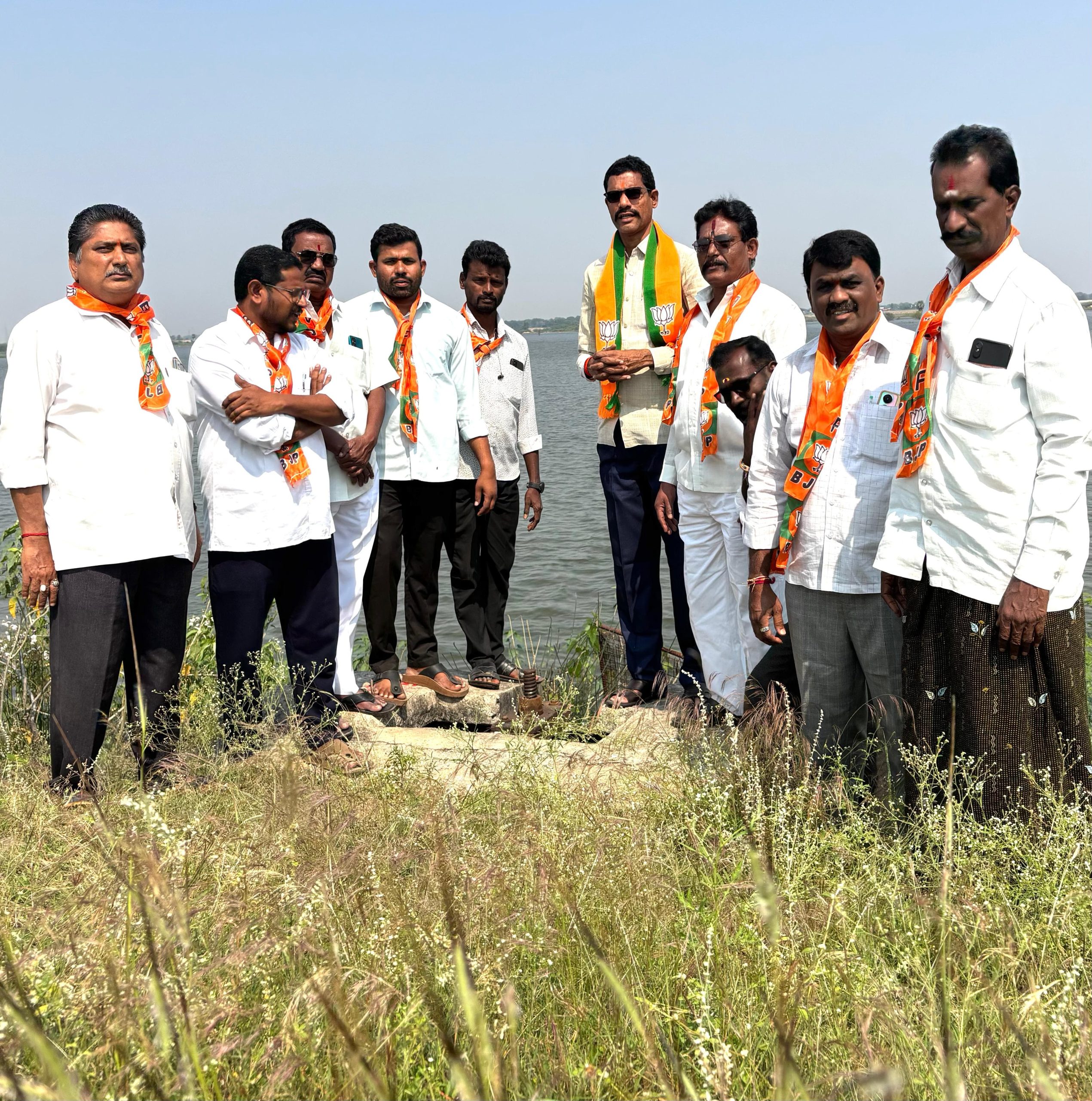 అల్లంపూర్ నియోజకవర్గం రైతులకు అందని నెట్టెంపాడు ప్రాజెక్టు నీళ్లు