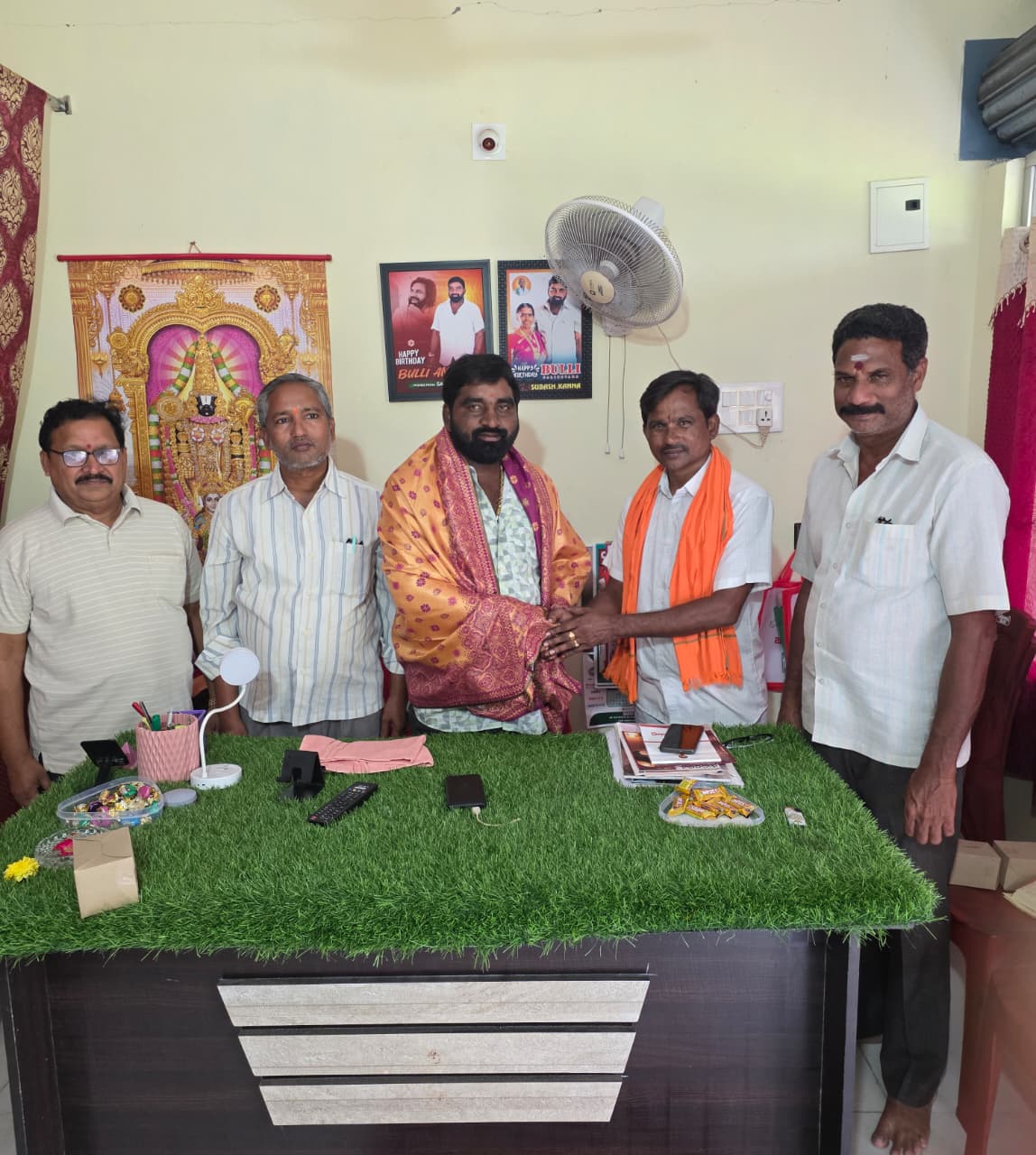 జనసేన నాయకుడు గాలి దేవర బుల్లి జన్మదిన వేడుకలు