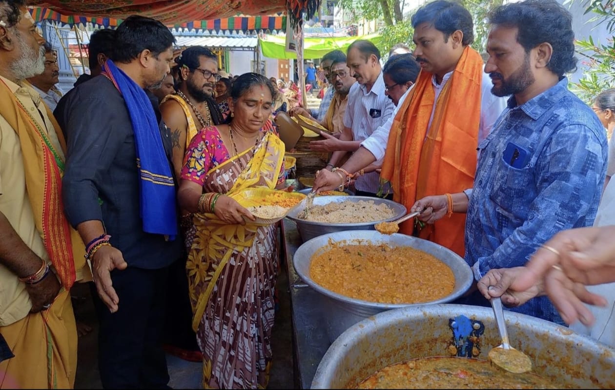 బహుళ పోలి పొడ్యమి రోజున బోగలింగేశ్వర స్వామి అన్న సమారాధన ప్రారంభించిన జనసేన నేత రాంకీ