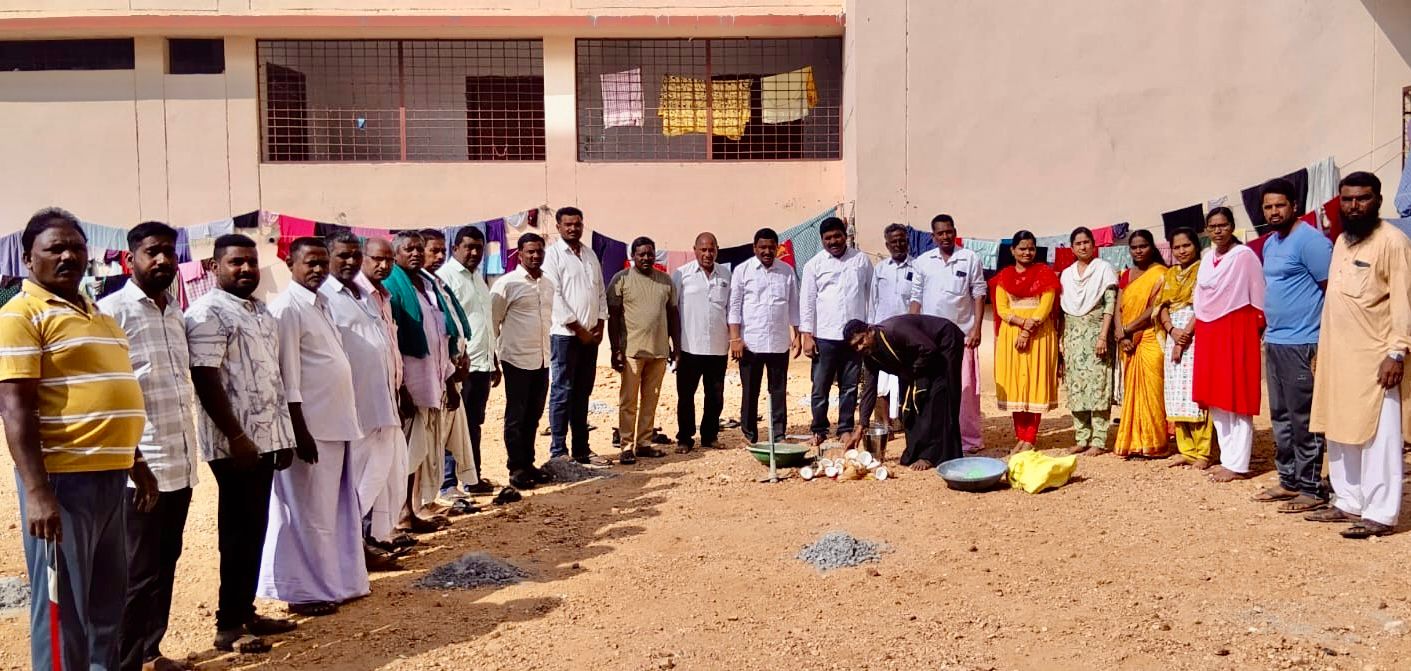 కేజీబీవీ స్కూల్లో మరమ్మతులకు భూమి పూజ కార్యక్రమము