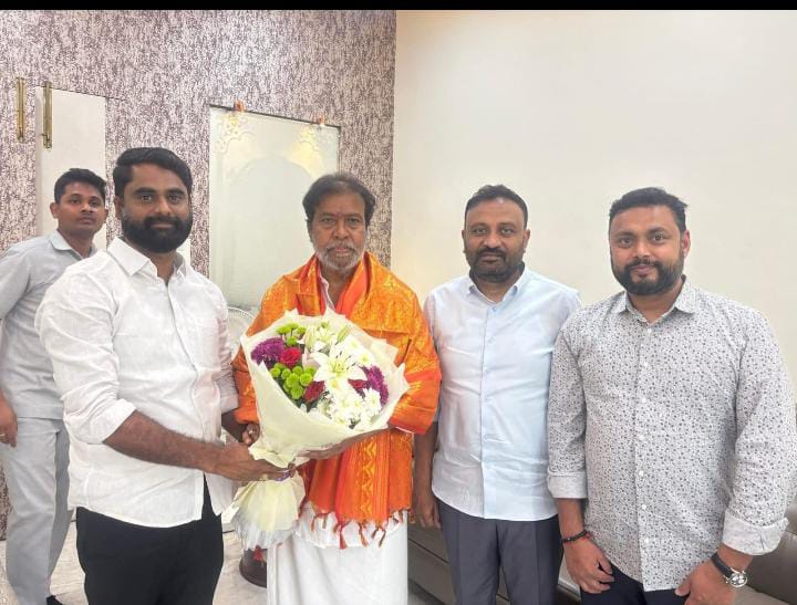 మంత్రి దామోదర రాజనర్సింహాని కలిసిన ఎమ్మెల్యే తోట లక్ష్మీ కాంతారావు , డిసీసీ అధ్యక్షులు ఏలే మల్లికార్జున్