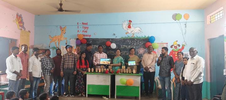 బాలలం మేము బాలలం పాట ఆవిష్కరణ