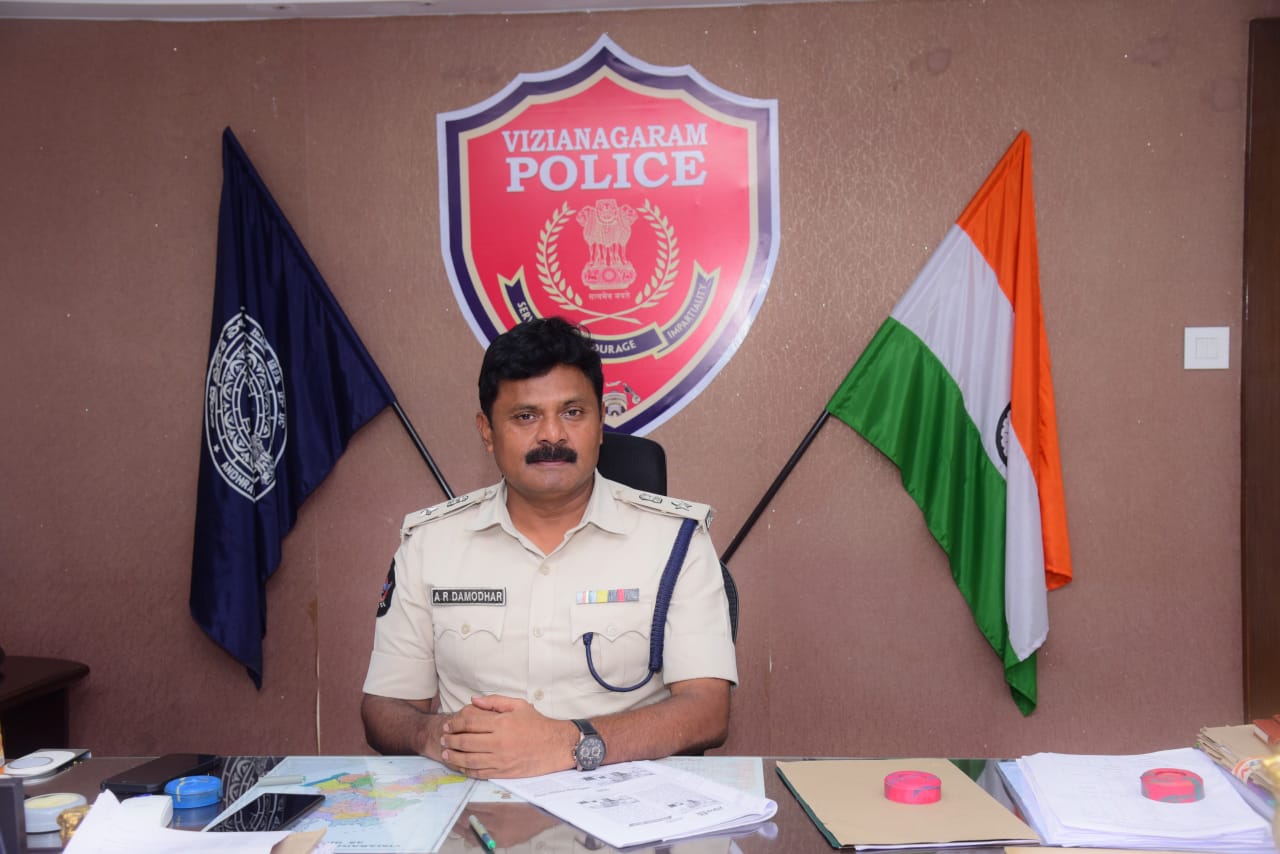 సాంకేతికతను ప్రణాళికతో వినియోగించుకొని లక్ష్యాన్ని సాధించాలి